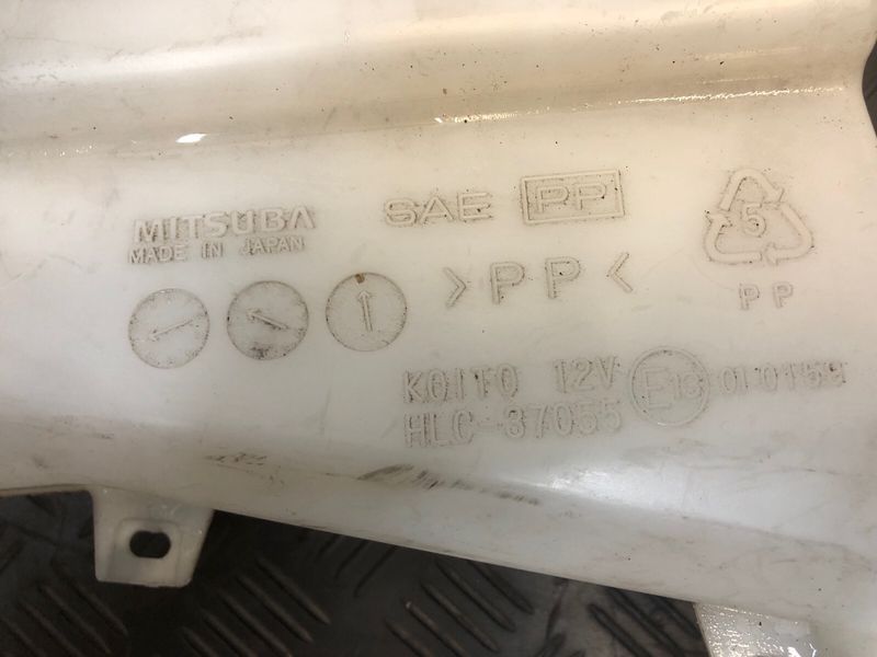 Бачок омивача Mitsubishi Pajero Wagon 4 під омивач фар 493645 фото