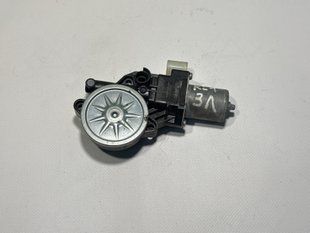 Моторчик склопідіймача задній лівий Mitsubishi L200 KL1 2015-24 482747 фото