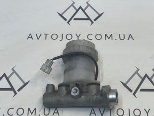 Головний гальмівний циліндр Mitsubishi L200 1998-06 482120 фото