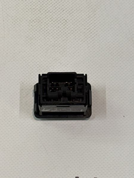 Кнопка блокировки заднего дифференциала Mitsubishi L200 1998-06 911448 фото