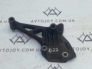 Кронштейн клапана EGR Nissan Navara D22 899012 фото