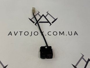 Кнопка ПТФ Ford Ranger Mazda B2500 1998-06 911394 фото