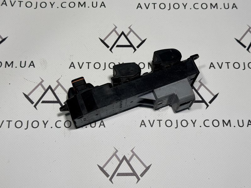 Блок склопідіймача Toyota Hilux 2006-15 Англія 482723 фото