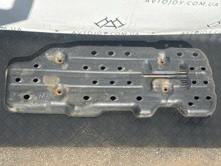 Защита топливного бака Toyota Hilux 2006-15 3872 фото