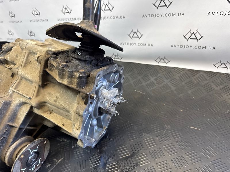 Роздавальна коробка МКПП Ford Ranger Mazda BT-50 2006-12 2.5d 895205 фото