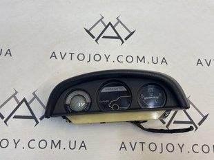 Приборная панель дополнительная Mitsubishi L200 1998-06 905270 фото