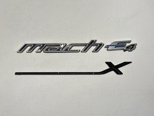 Емблема дверей передніх лівих Ford Mustang Mach-E дефект 500082 фото