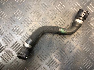 Патрубок системи охолодження BMW X5 G05 X7 G07 B58B30 493837 фото