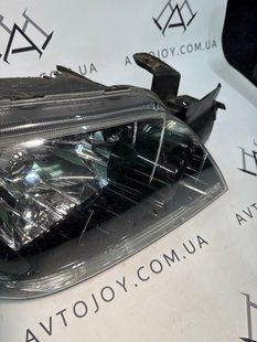 Фара права Mitsubishi Outlander 1 2003-04 910700 фото