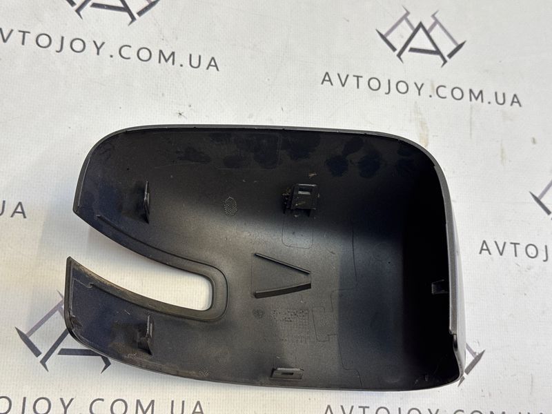 Накладка зеркала бокового лева Jeep Renegade 2015-2018 895410 фото